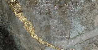 Quartz Veins Filled With Gold – Learn Something Interesting