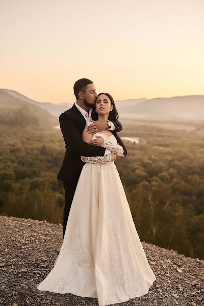 Fotografo di matrimoni Iryna Husak (irynahusak). Foto del 17 ottobre 2020