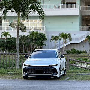 クラウンクロスオーバー AZSH35