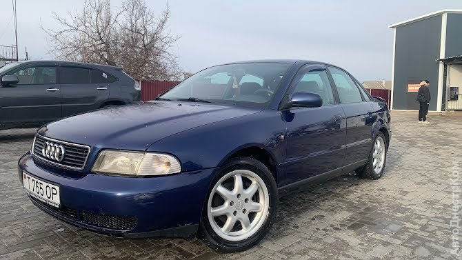 продам авто Audi A4  фото 2