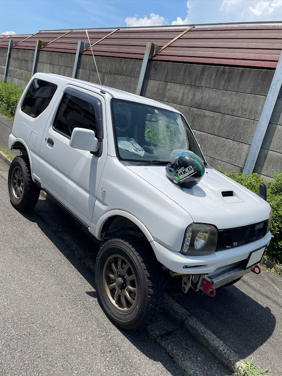 ジムニーの久しぶりにアップしますね！・ワンオフ・8月もよろしくお願いします・DIY・頑張ってコロナ乗り切りましょう！に関するカスタム事例の投稿画像2枚目