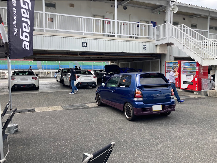 アルトワークスのみんなのお気に入り芳香剤が見たい・呪術廻戦・五条悟・北斗宗家に関するカスタム事例の投稿画像1枚目