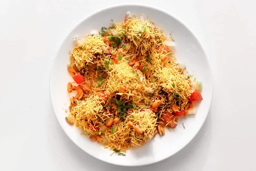 Sev Puri [Serves 1]