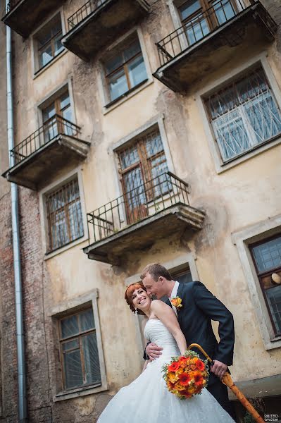 Fotógrafo de casamento Dmitriy Gvozdik (gvo3d). Foto de 3 de dezembro 2013