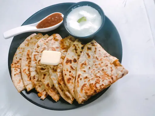 1 Yummy Hulk Paratha