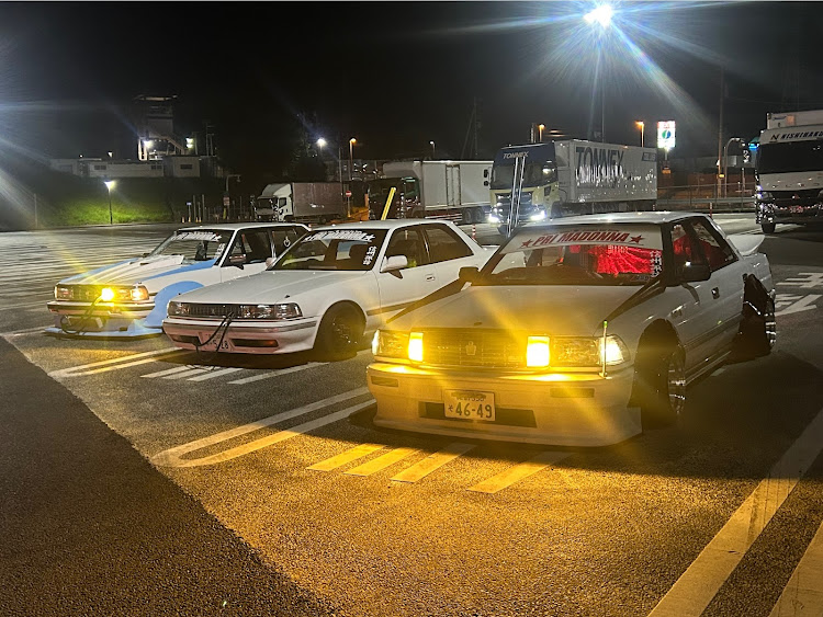 クラウンハードトップのヤマトエアロ・やっと低く見える・最近130で街道系増えたな・サバンナワークス・信州諏訪 二代目 Pri Madonnaに関するカスタム事例の投稿画像9枚目
