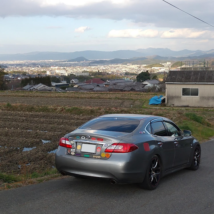 フーガの高台から景色を・奈良県御所市大字井戸地区・陽射しのスポットライト浴びた畝傍山・最近高台ショットハマってますに関するカスタム事例の投稿画像2枚目