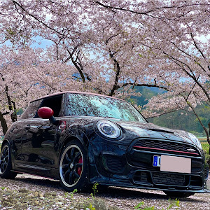 ミニ ハッチバック JCW