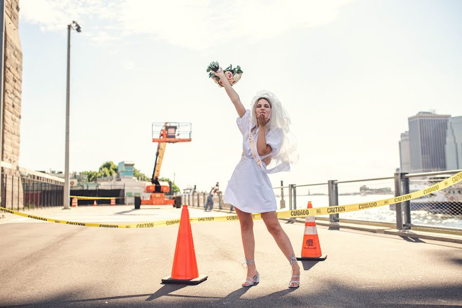 Fotógrafo de casamento Kateryna Matveev (katiamatveev). Foto de 16 de agosto 2022