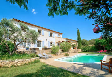 House with pool and terrace 12