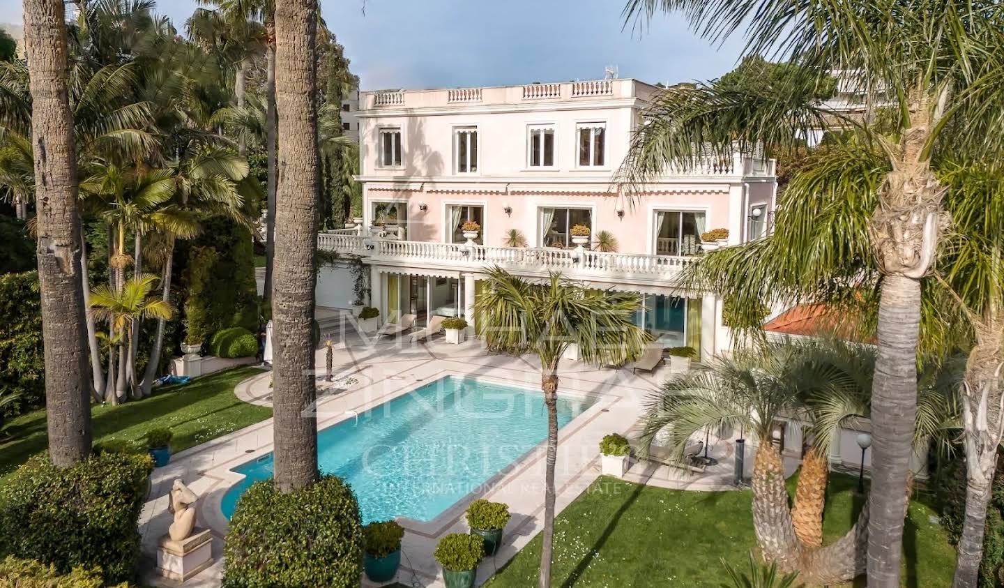 Villa with pool Antibes