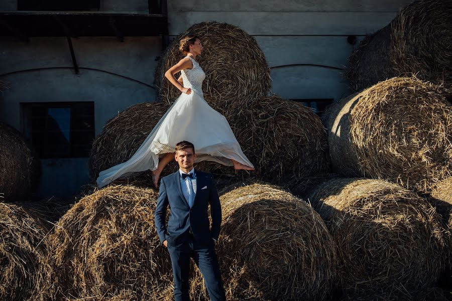 Fotógrafo de bodas Pawel Andrzejewski (loveneeds). Foto del 27 de septiembre 2018