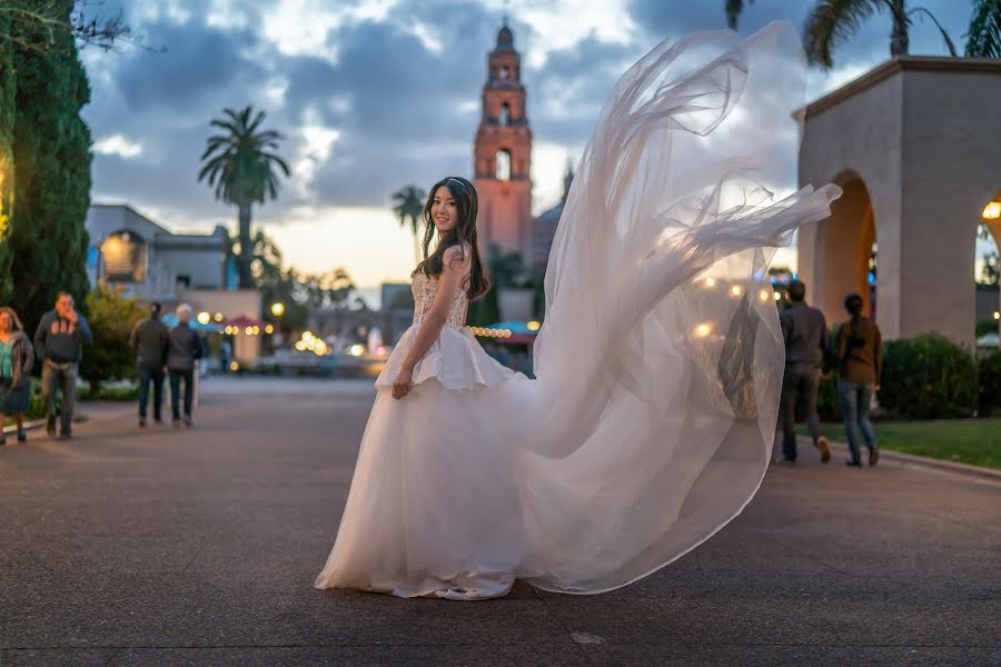 Hääkuvaaja Bob Gao (wowartwedding20). Kuva otettu 24. tammikuuta 2020