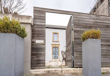 House with garden and terrace 2