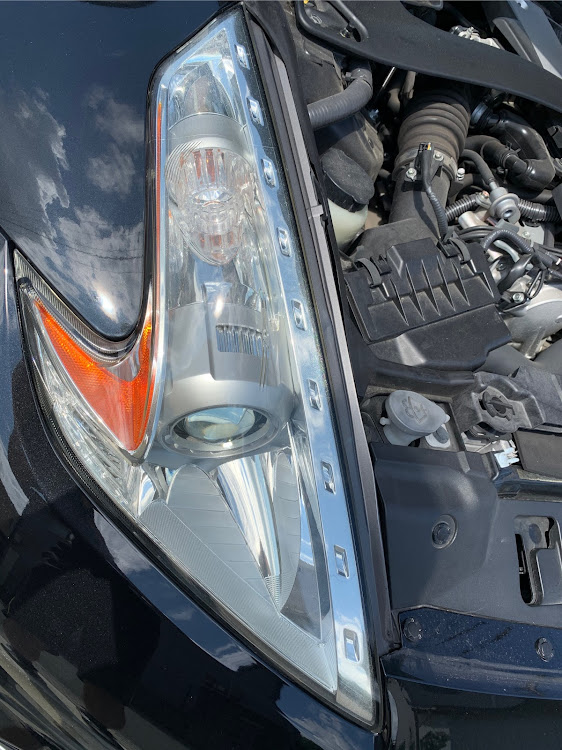 フェアレディZのフォロー、いいね、コメントよろしくお願いします！・z34・フェアレディZ・ヘッドライトコーティング・ヘッドライト磨きに関するカスタム事例の投稿画像2枚目