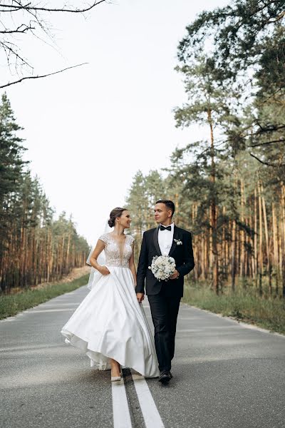 Wedding photographer Alena Karpova (karallena). Photo of 22 March 2021