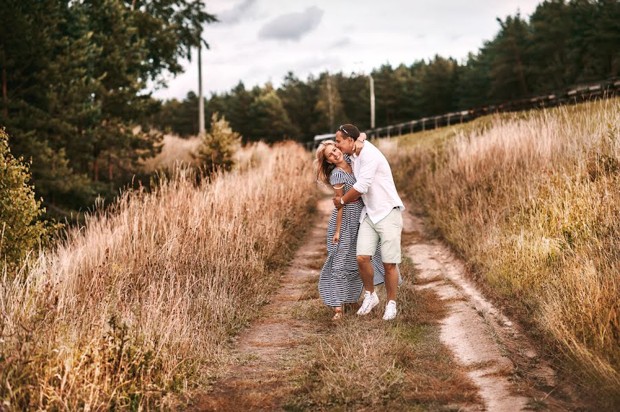 Fotografo di matrimoni Aleksandr Zakhar (sashazahar). Foto del 5 agosto 2015