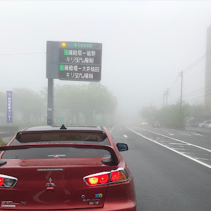 ランサーエボリューション X