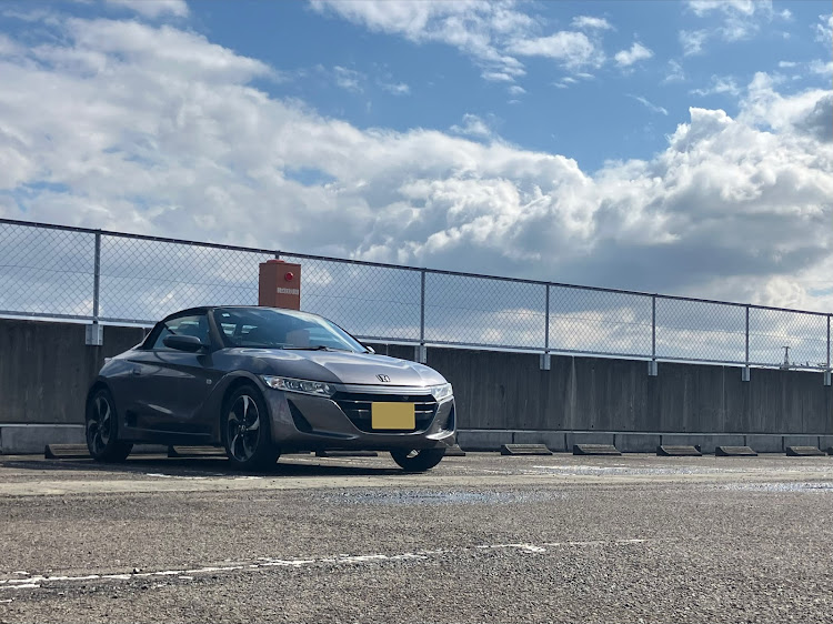 S660のS660のある生活・ホンダ・オープンカー・ローアングルショット・まだまだ寒いに関するカスタム事例の投稿画像1枚目