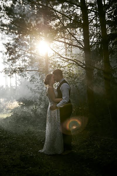 Photographe de mariage Milan Samochin (milansamochin). Photo du 17 avril