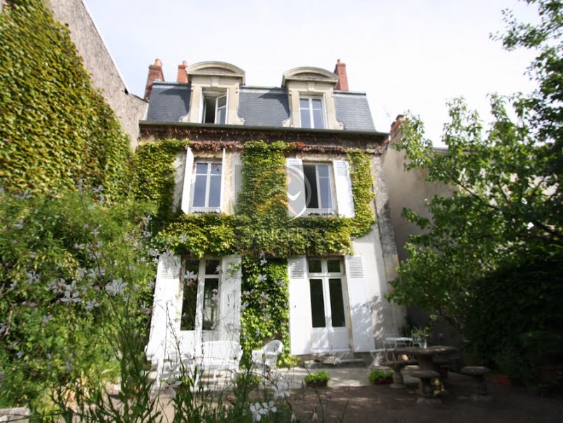 Vente maison 8 pièces 220 m² à Nevers (58000), 439 000 €