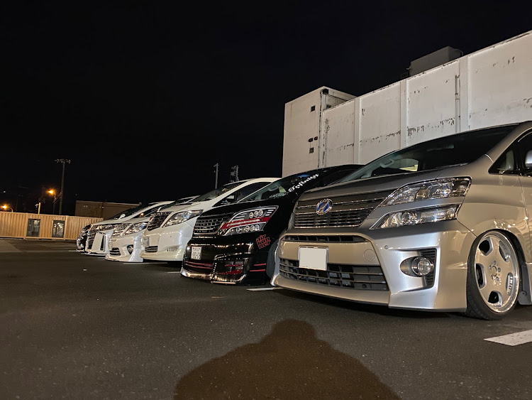 ヴェルファイアのAVC Infinity SAPPORO・エアサスはモテるらしい・20ヴェルファイア・小樽で撮影に関するカスタム事例の投稿画像9枚目