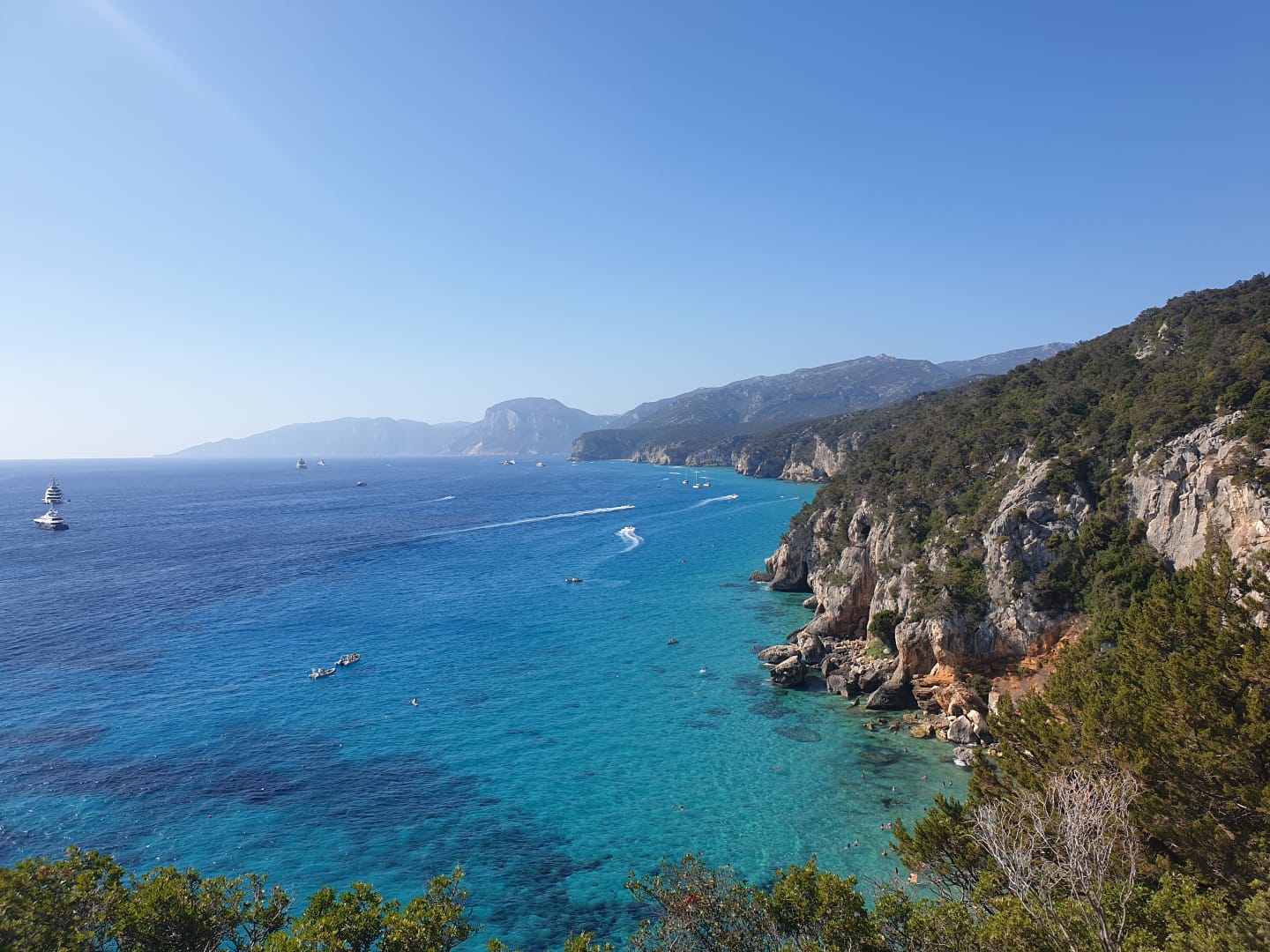 "Uomo libero, sempre avrai caro il mare" - C. Baudelaire di Emanuela_