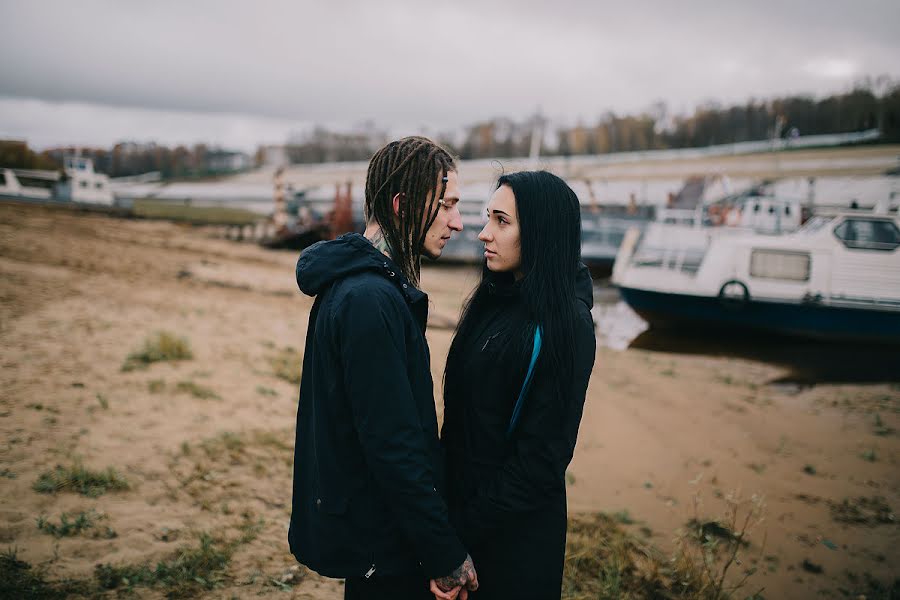 Wedding photographer Vitaliy Belozerov (jonsnow243). Photo of 24 October 2016