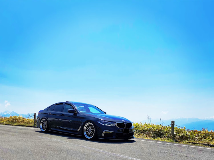5シリーズ セダンのbmw・3ddesign・bbs・lowstylecollection・bmw愛好会に関するカスタム事例の投稿画像4枚目