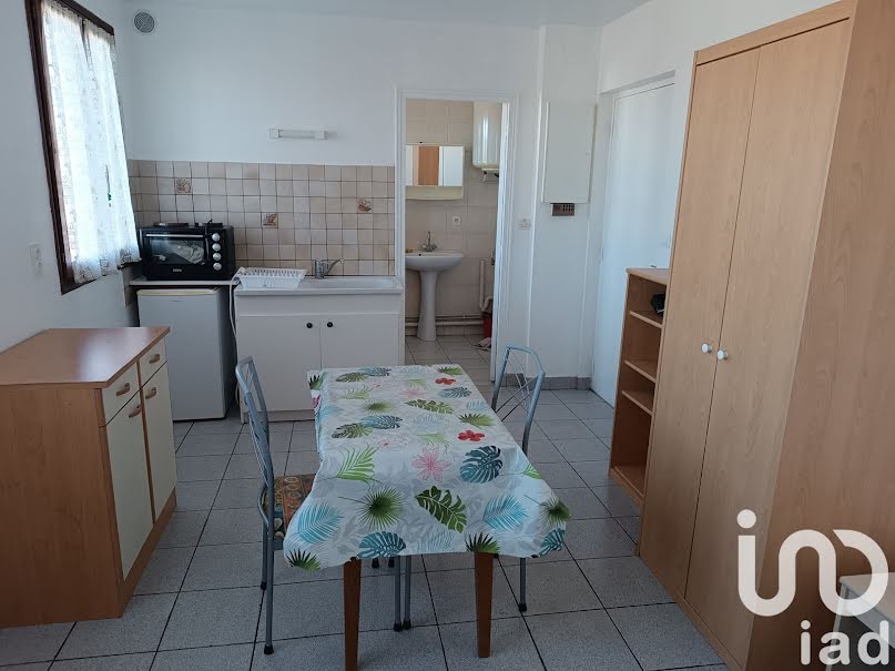 Vente appartement 1 pièce 20 m² à Saint-Flour (15100), 43 000 €