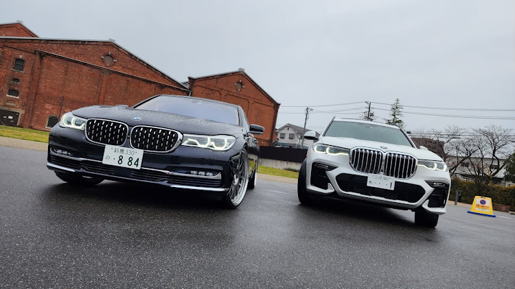 X7の洗車・写真撮影・ドライブ・エムズガレージに関するカスタム事例の投稿画像1枚目