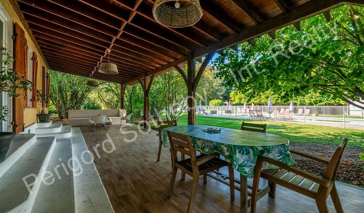 Maison avec piscine et jardin Perigueux