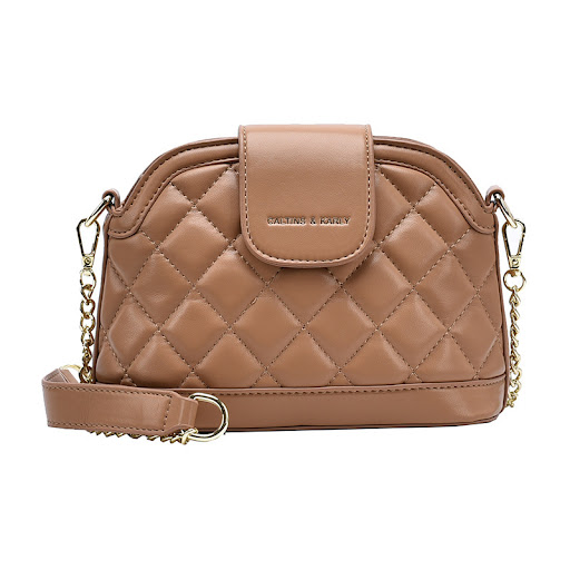 Title 3, Multifunctional shoulder bag designed for comfo...