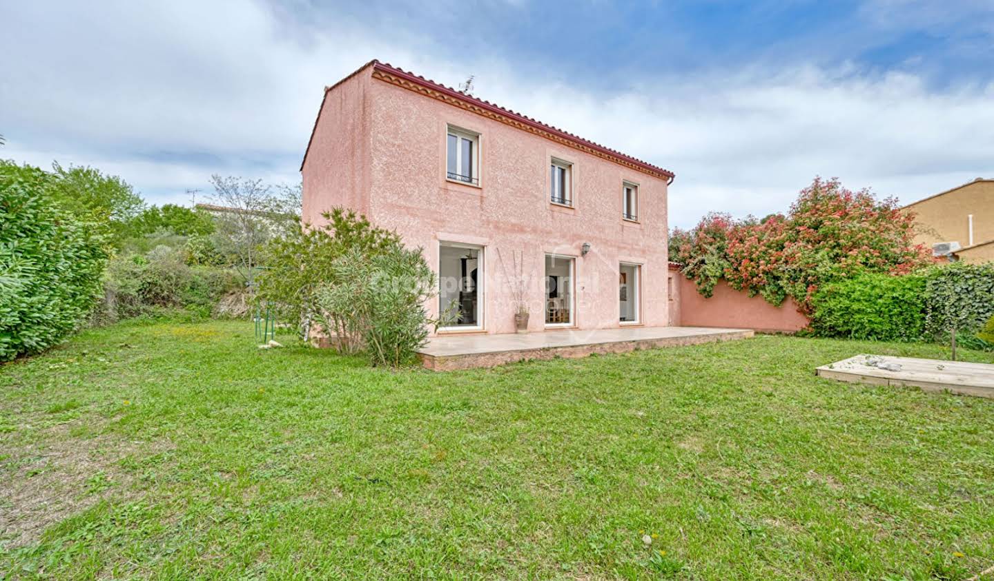 Maison avec terrasse Cabrieres