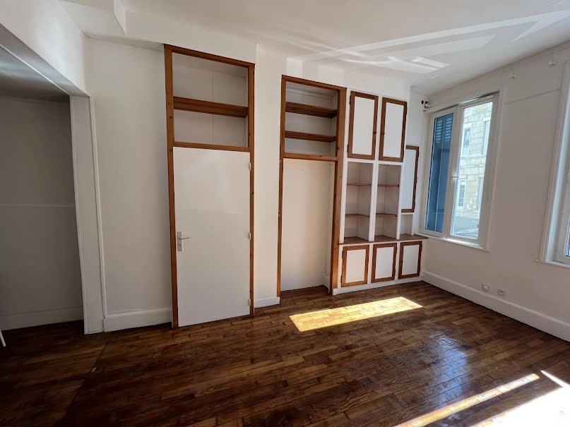 Location  appartement 1 pièce 24.86 m² à Saint-Quentin (02100), 430 €