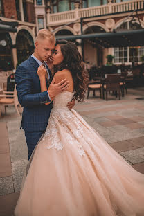 Fotógrafo de casamento Eleonora Chkheidze (eleonelitaph). Foto de 10 de julho 2019