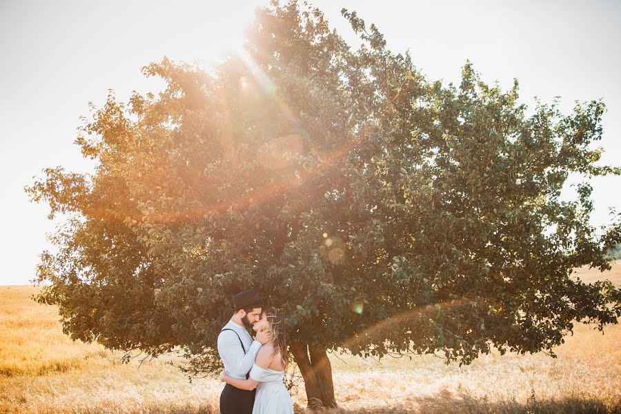 Fotógrafo de bodas Anna Vinokurova (anutik). Foto del 22 de septiembre 2020