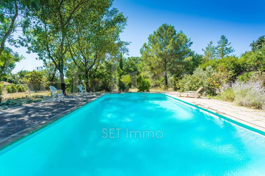 Vente villa 6 pièces 193.93 m² à Uzès (30700), 504 000 €