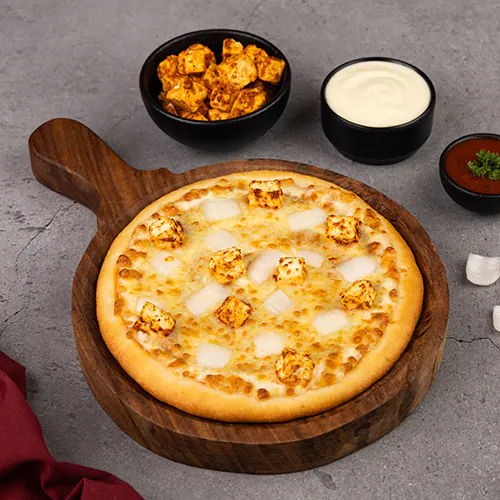 Paneer & Onion Pizza