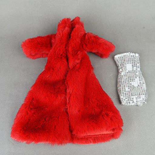 Title 5, Super Fur Coat and Skirt Two Piece Suit. Luxuri...