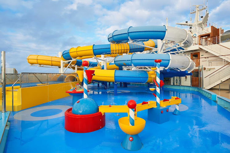 Get splash-happy at Waterworks on Carnival Venezia. 