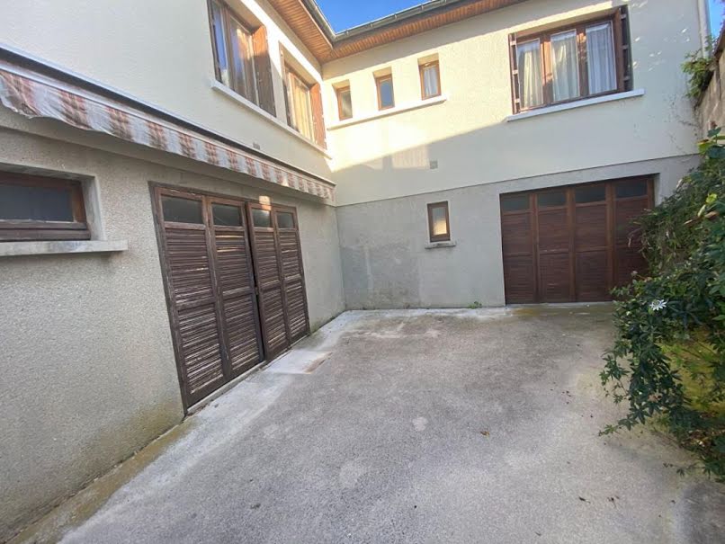Vente maison 7 pièces 127 m² à Chaumuzy (51170), 215 000 €