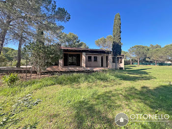 maison à Roquebrune-sur-Argens (83)