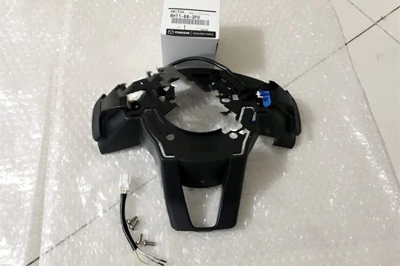 Paddle Shifter Mazda Angkesaila e Atez Aprimoram a Troca de Marchas no Volante, Proporcionando uma Condução Mais Esportiva e Maior Controle.