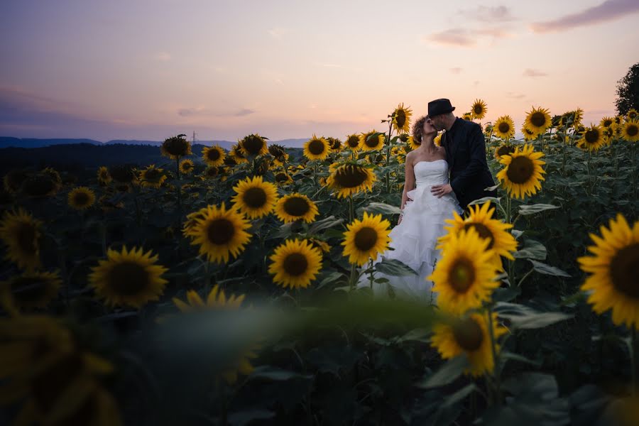 Wedding photographer Sammy Inblack (sammyinblack). Photo of 8 October 2021