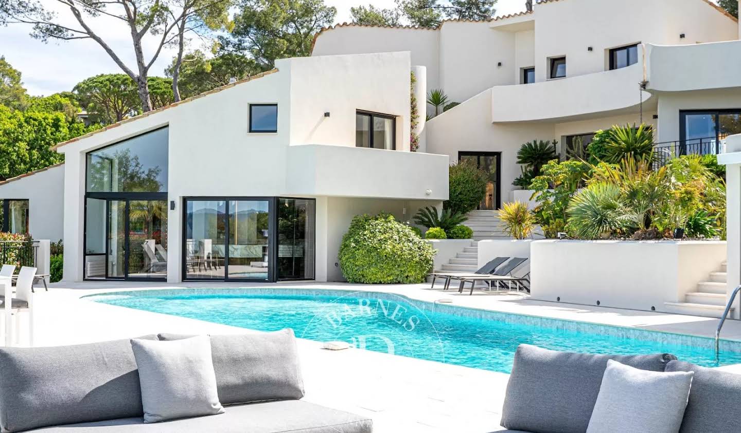 Villa with pool Mougins