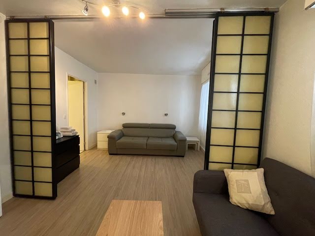 Location meublée appartement 1/2 pièces 32 m² à Paris 14ème (75014), 1 190 €