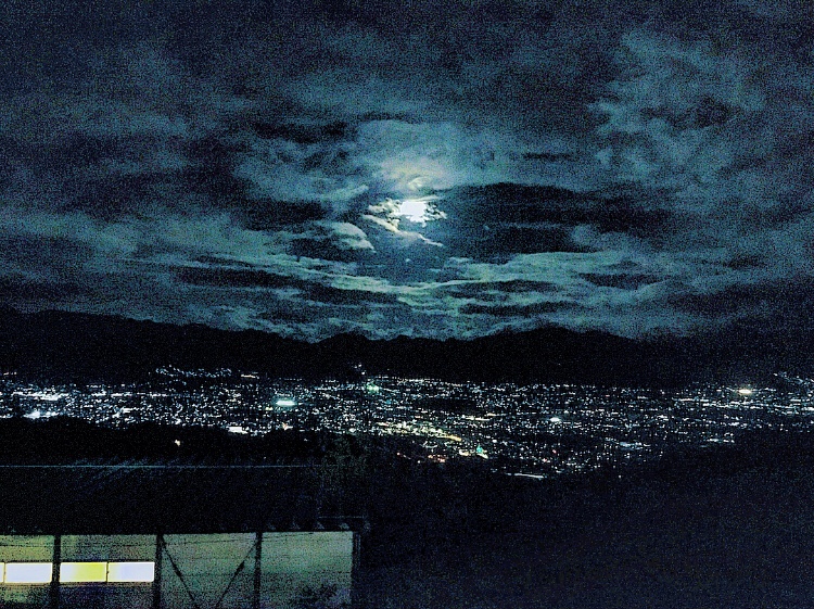 RX-8のドライブ・ホイール交換・温泉・夜景に関するカスタム事例の投稿画像2枚目