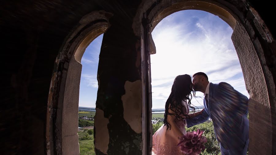 Fotografo di matrimoni Sergiu Verescu (verescu). Foto del 31 maggio 2019