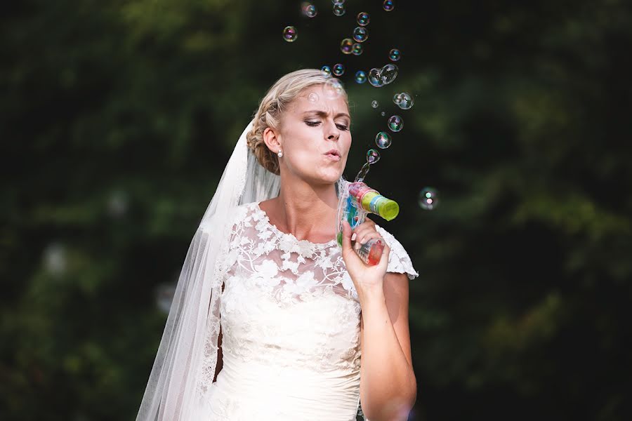 Fotografo di matrimoni Monica Hjelmslund (hjelmslund). Foto del 31 gennaio 2016